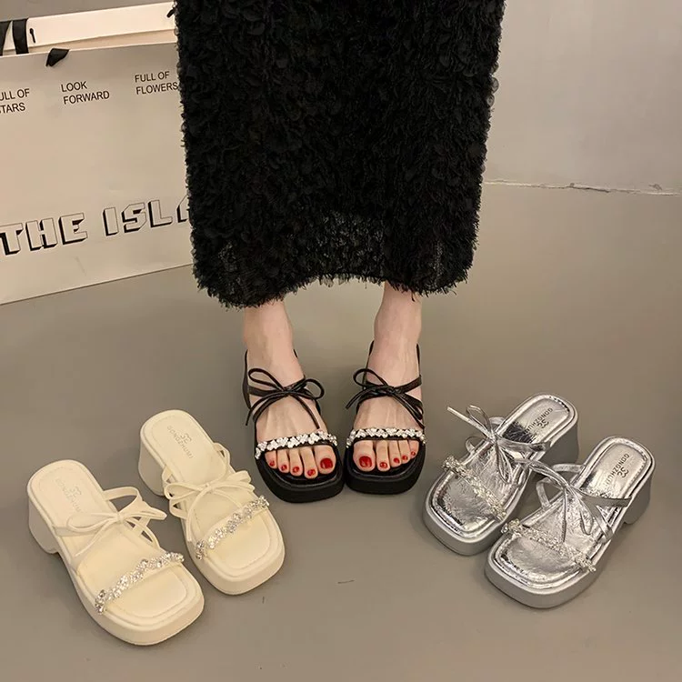 Летние сабо/slippers с ремешком и бантом, подходят к юбке