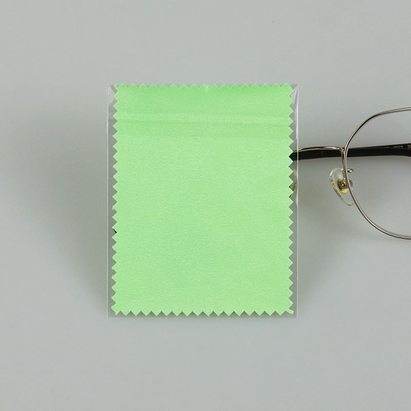 Green glasses, pack