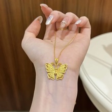 古法镂空花丝蝴蝶项链女沙金仿真黄金高级感轻奢小众吊坠配饰批发