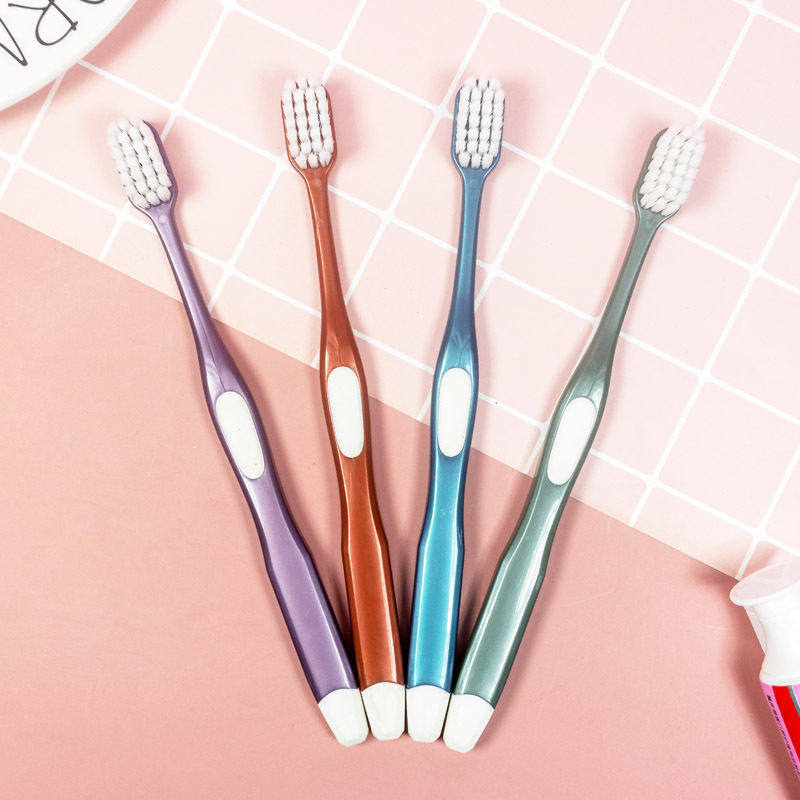 大孔成人牙刷软毛701