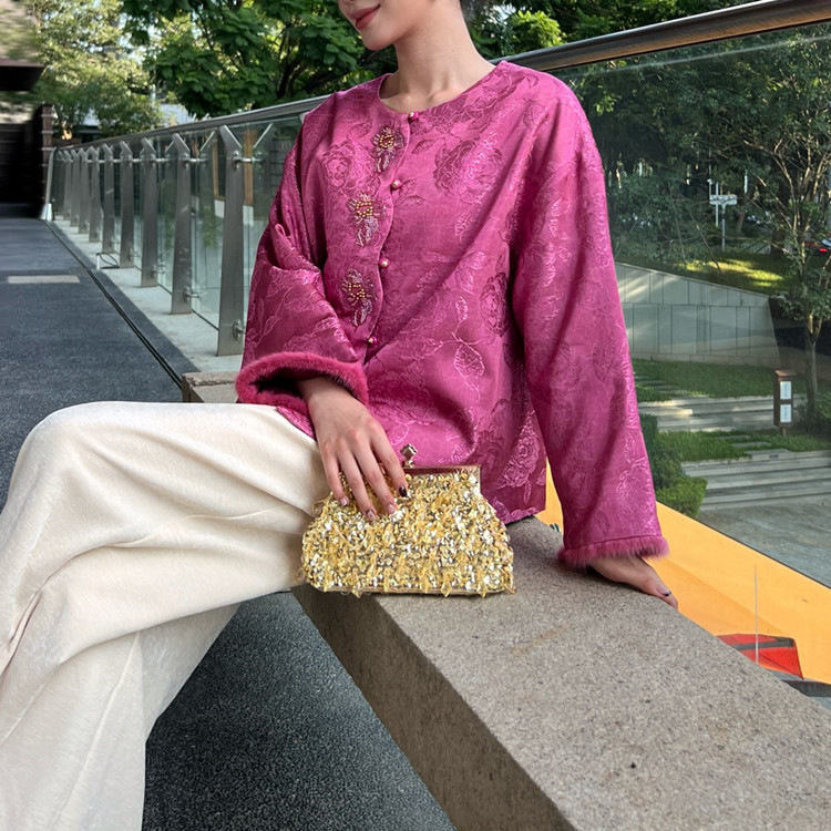 冬款新中式真丝提花重工绣花棉服颜色显白时尚保暖外套