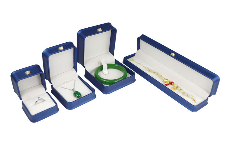 1 Piece Quantity Simple Style Solid Color Pu Leather Plastic Jewelry Boxes