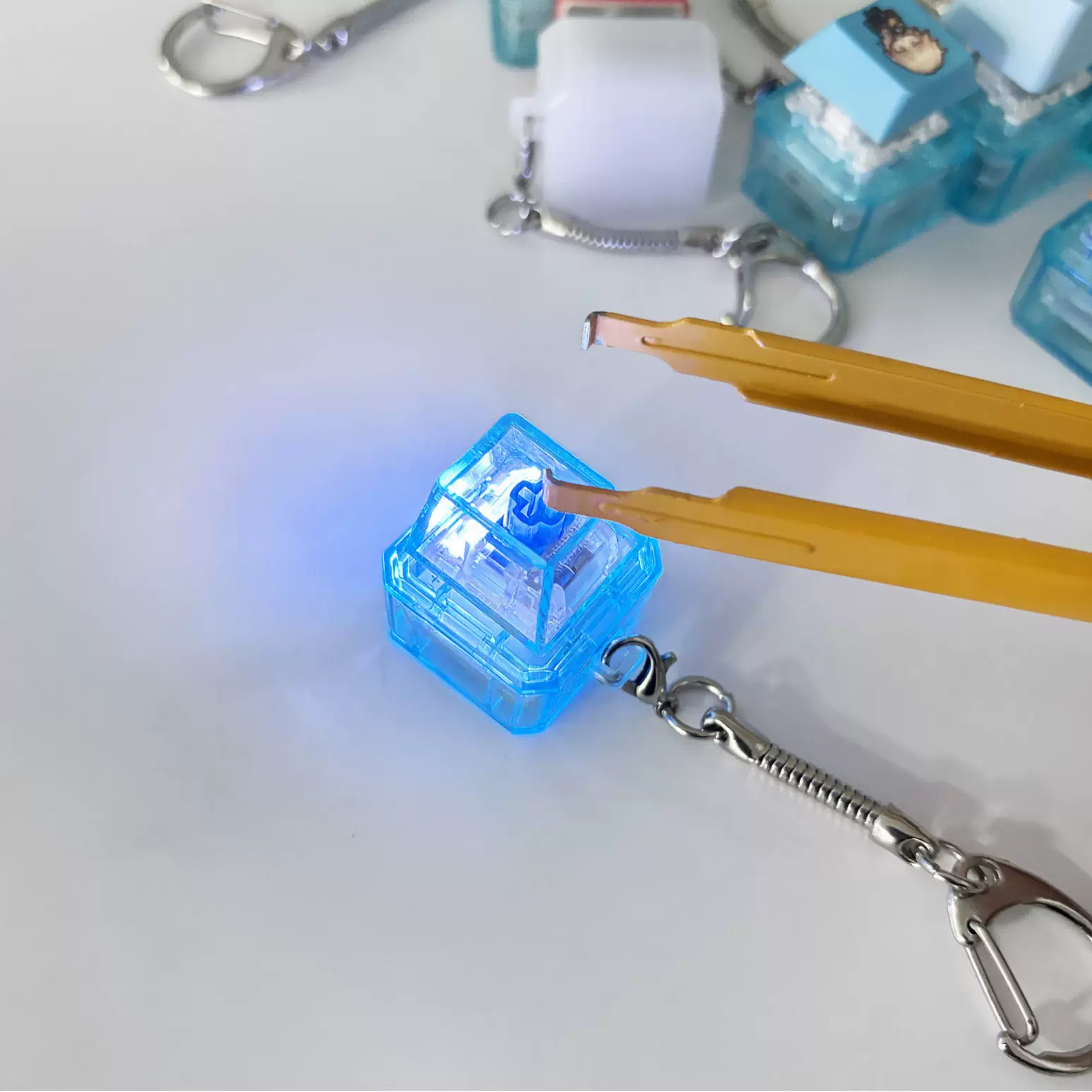 发光试轴器 解压神器 摸鱼神器 机械轴 插拔轴 试轴器