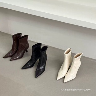 ��ܛƤ��ʽ�@�ݼ������^Ůѥ���q��Ͳ�߸�Ь�r�bѥ��������ݶ�ѥ