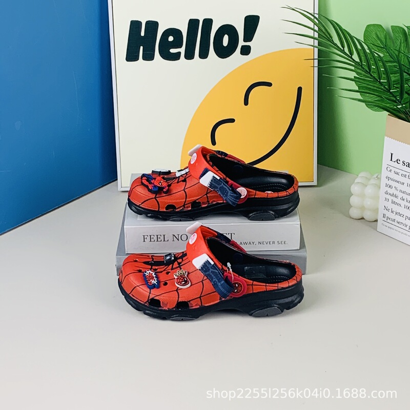 Croos Spider-Man Crocs-Style Shoes for Men and Women, Trendy Couple Shoes, Casual Non-Slip Beach Shoes, Available for Wholesale