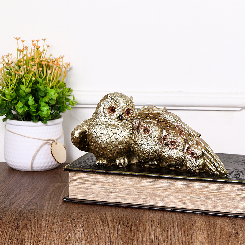 Resina de búho artesanía de resina decoración de vestíbulo decoración de dibujos animados estadounidenses tallado de animales decoración de la sala de estar