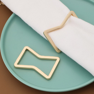 Cross-border new creative geometric napkin ring metal electroplating napkin buckle hotel table western style napkin ring napkin ring