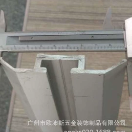 座椅及附件;车用窗帘;车身及附件