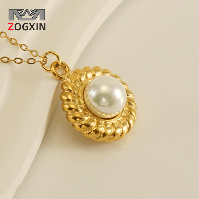 Transfronterizo europeo y americano Acero inoxidable 18K oro diseño sentido del sol flor perla collar titanio acero moda nuevo cuello para las mujeres