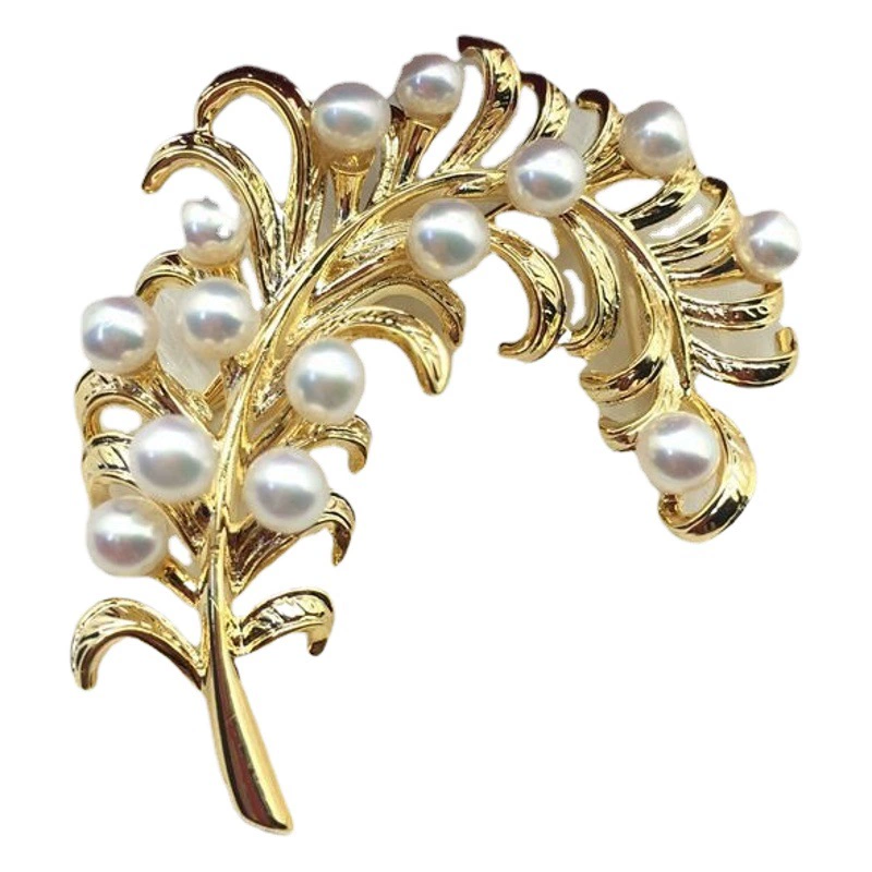 Новые поступления осенью и зимой: брошь-заколка в японском стиле с несколькими бусинами и бантом из натурального мини-жемчуга пресноводных жемчужин.