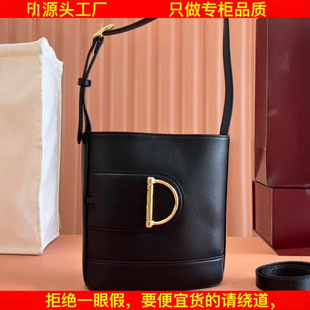 ԭ�SƤ�߰汾G��ȫƤ73ϵ������ˮͰ��б��μ�����Ů���ݳ�Ʒ��