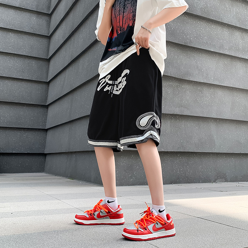 Pantalones cortos casuales de verano para hombres, marca de moda, color sólido, contraste simple, tendencia, tubo recto suelto, pantalones deportivos de cinco puntos