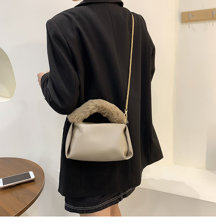 حقيبة يد مشعر ذات سعة كبيرة 2021 سلسلة جديدة من الأكياس الصوفية display picture 3