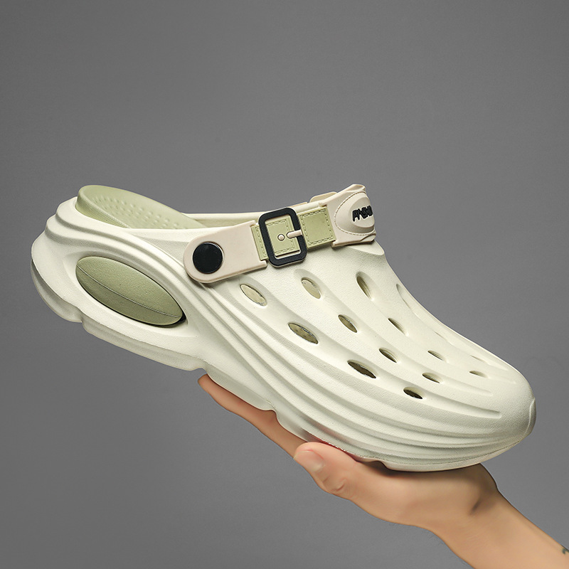 Primavera y verano 2025 hombres transpirables y cómodos a juego de colores tendencia moda casual todos los días zapatos con agujeros para hombres