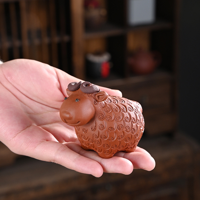 原矿紫砂金钱羊茶宠摆件精品可养可爱小绵羊动物手工招财茶玩