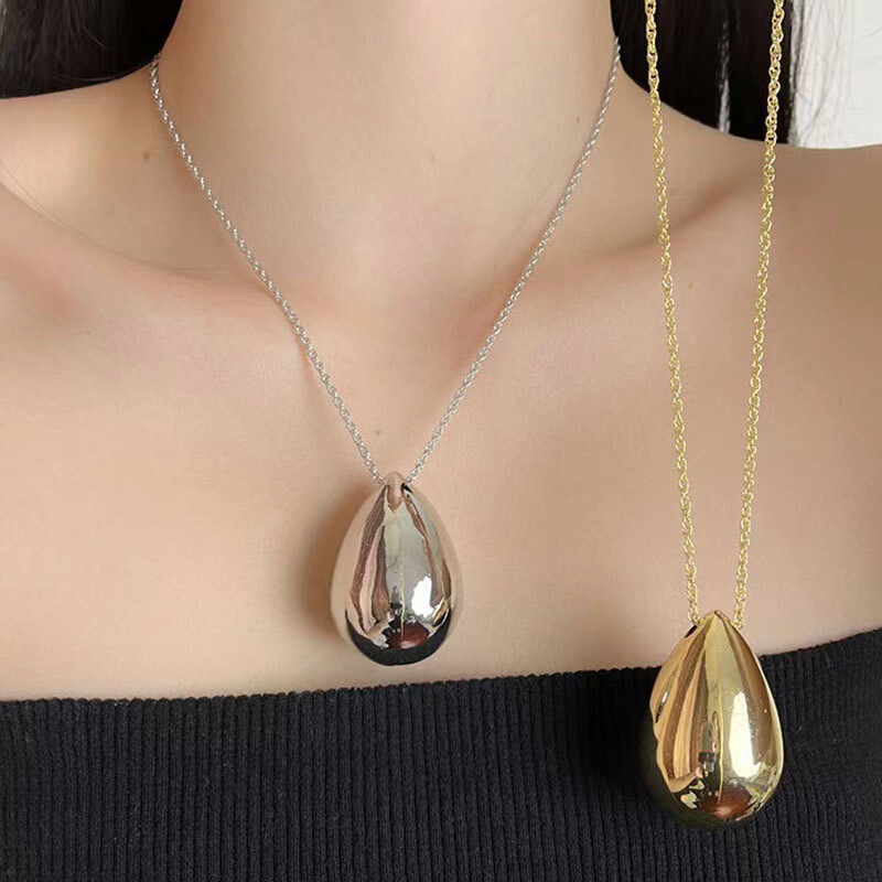 European and American Minimalist BV Gold and Silver Large Water Drop Glaky Pendant Necklace Autumn and Winter New 2024 Explosions Light Luxury Woolen Chain