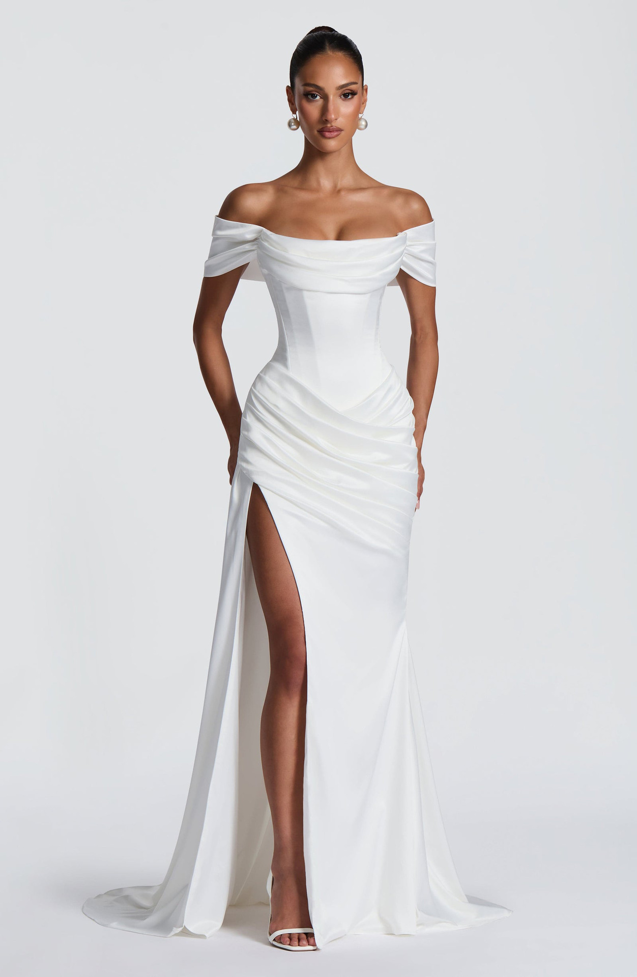 Buy Women's Clothing Online | Buy Trending Dresses for Women