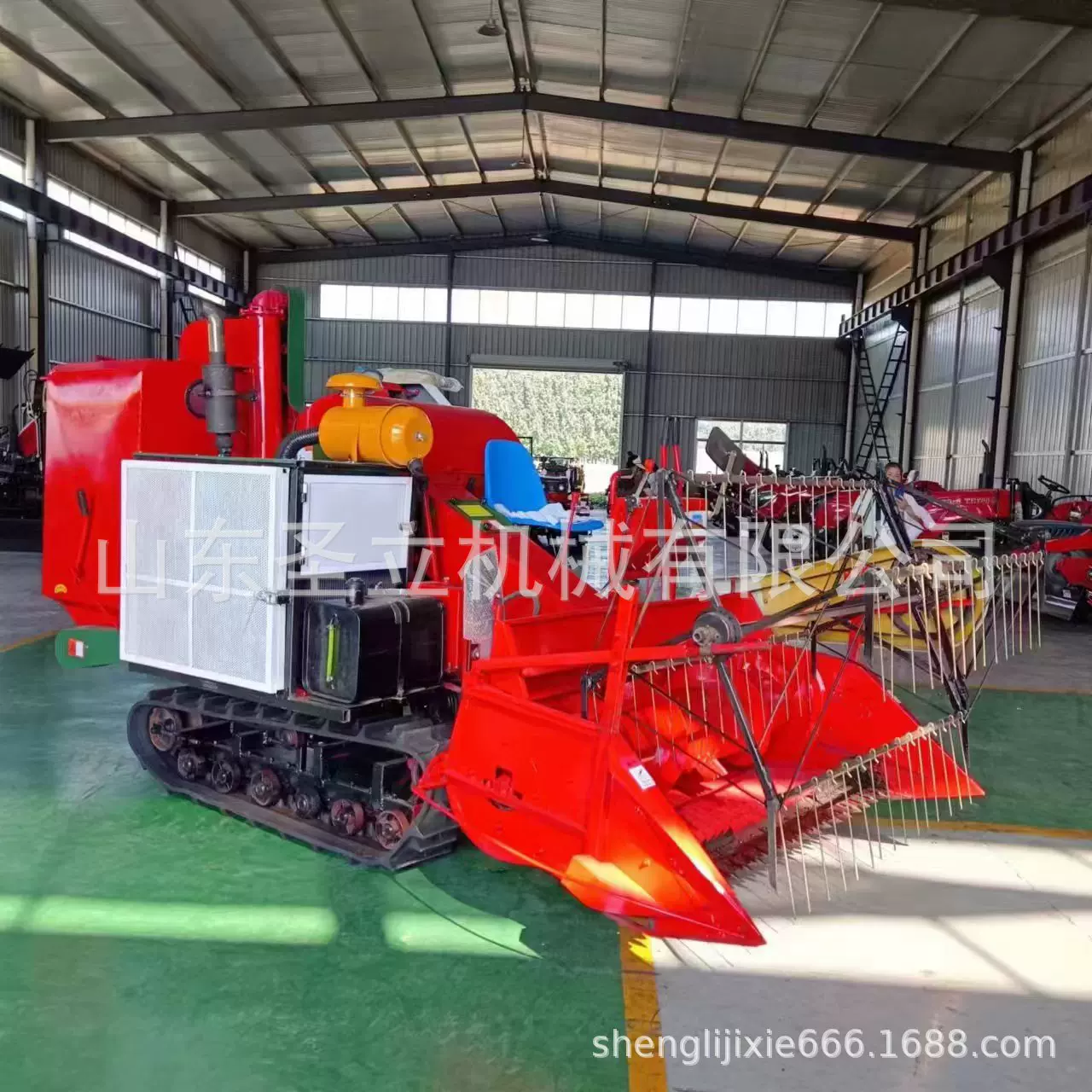 35马力稻麦联合收割机带粮仓多功能小麦水稻大豆联合收割机