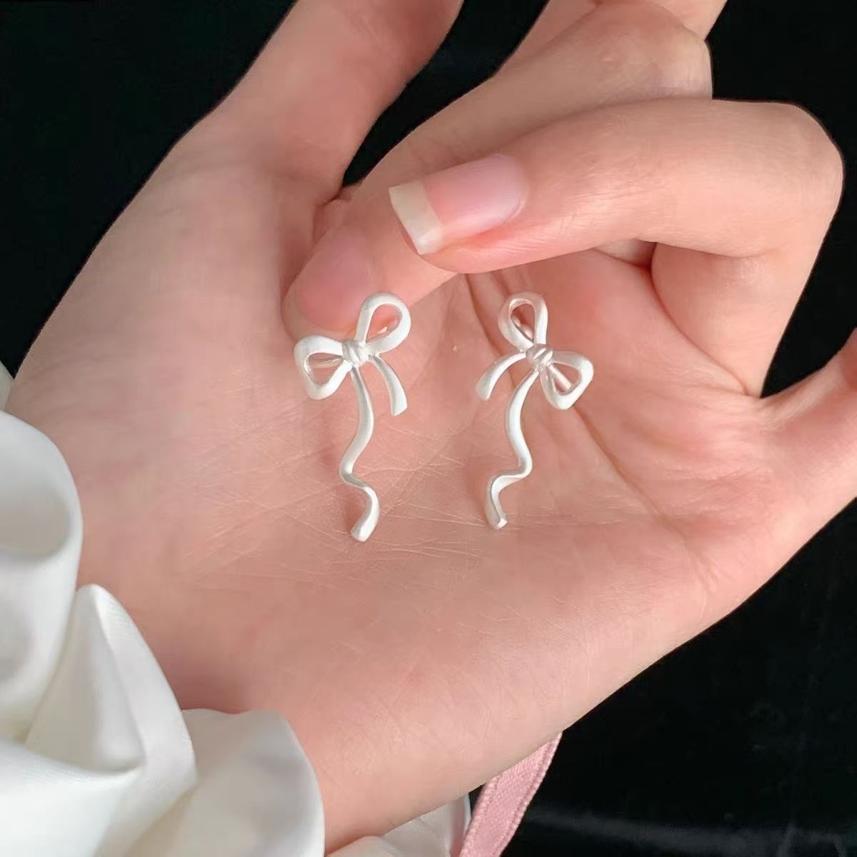 Ballet Ribbon "diseño original ballet estilo bowknot clip de hueso de la oreja clip de hueso de la oreja de temperamento sin orejas perforadas para mujer clip de hueso de la oreja