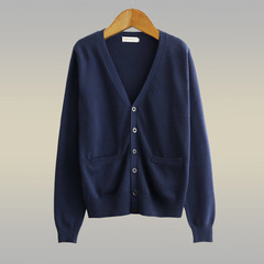 純綿の看護師のセーターの女性は厚いコートのカーディガンの看護師の作業服の外で紺色の医者の当直のニットを着ます。