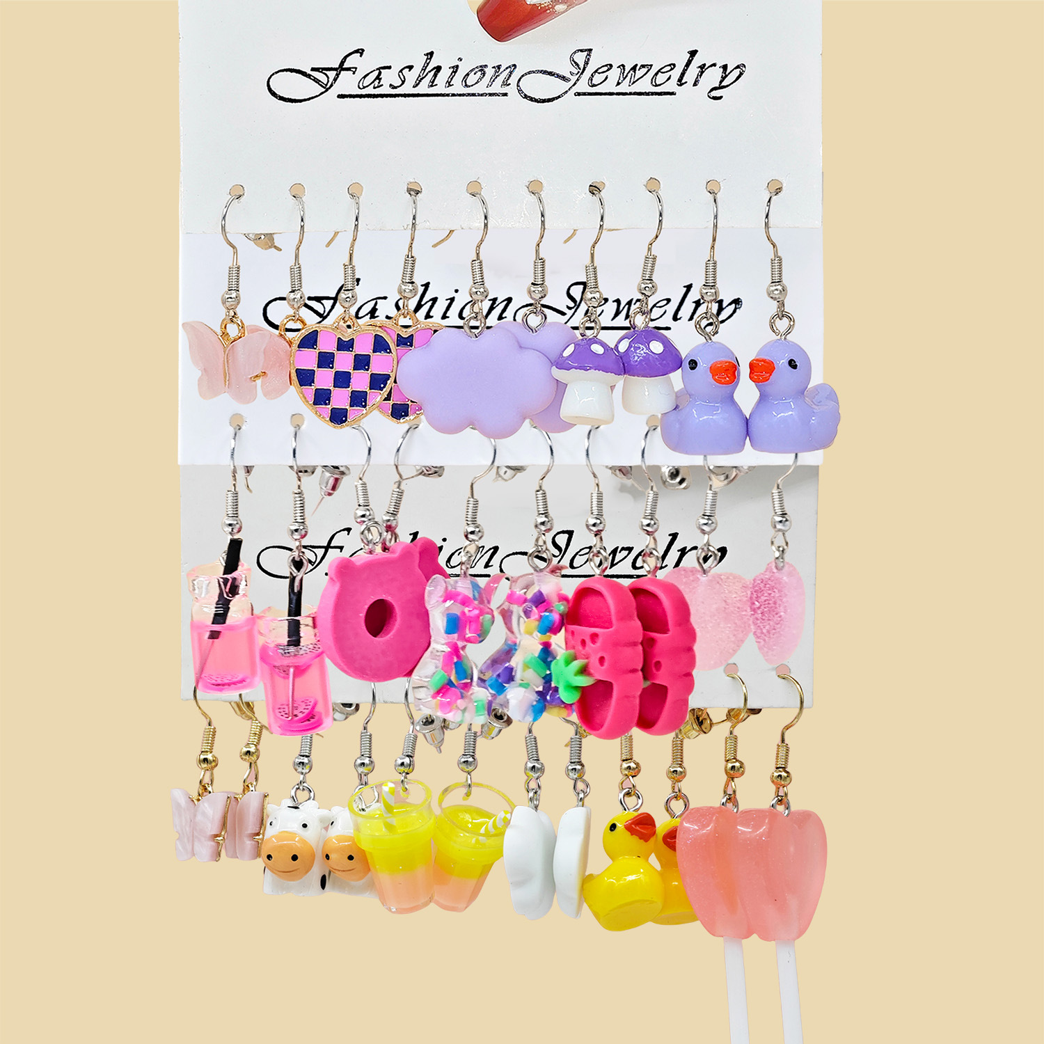 Moda transfronteriza de venta caliente de dibujos animados animales de caballo blanco resina de margarita simulación de alimentos donut auriculares multi-pieza conjunto