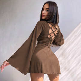欧美女秋冬新款性感长袖圆领连衣裙纯色喇叭袖背镂空绑带A字短裙