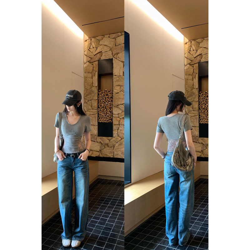 Hot Sale Special Price Gray Lace Patchwork V-Neck Short-Sleeve T-Shirt for Women, Summer 2026 New Model, Unique and Beautiful, Very Attractive Top Hot Sale Special Price Gray Lace Patchwork V-Neck Short-Sleeve T-Shirt for Women, Summer 2026 New Model, Unique and Beautiful, Very Attractive Top