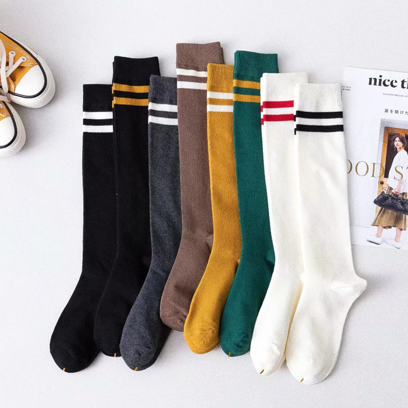 Women's Knee-High Socks with Two Stripes, Wholesale Autumn and Winter High Tube Pearl Cotton Socks for Students