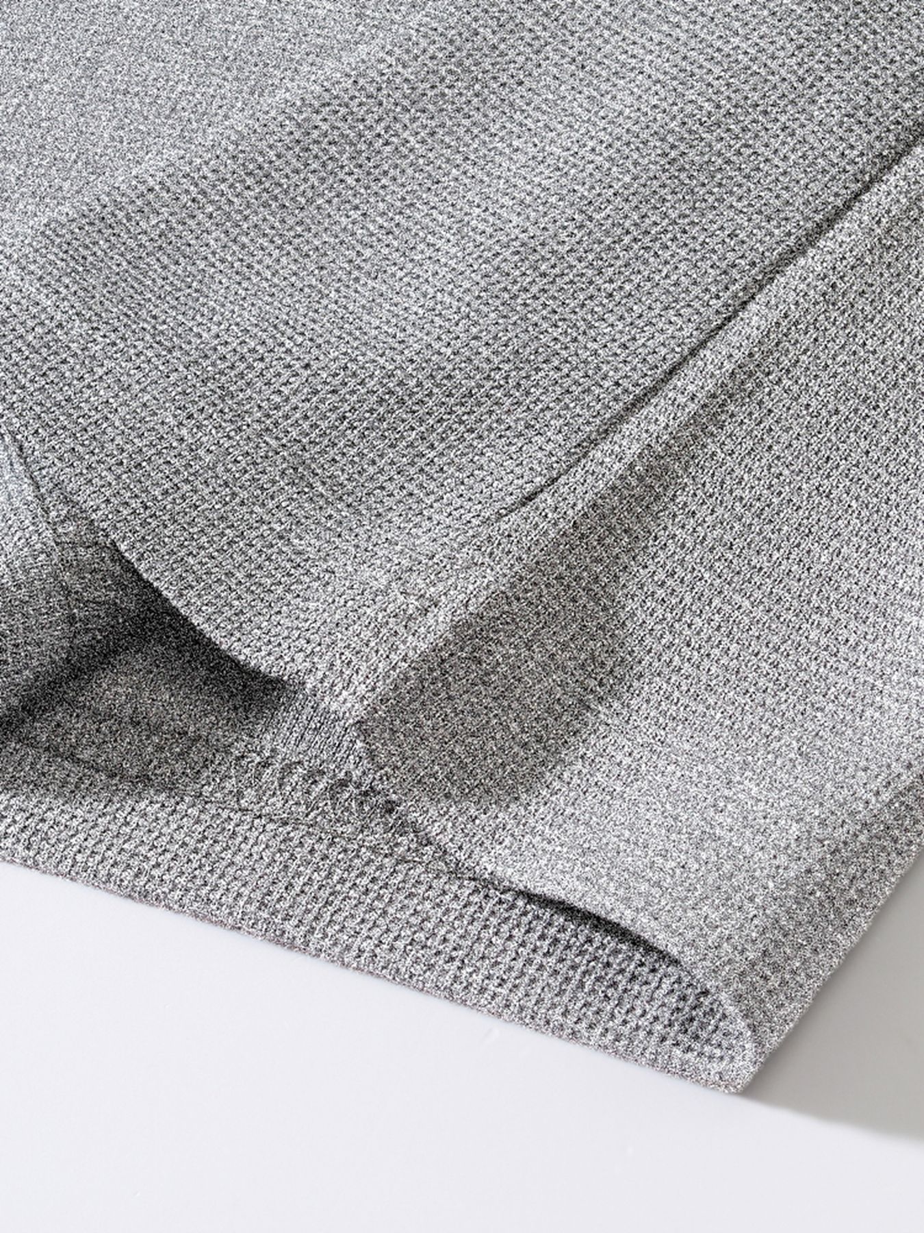 350g Weight Long Sleeve Sleeve Length 100%, Chemical fiber blending, Polyester Fabric Type Regular Top Length Casual Occasion V Neck Neckline Regular Fit Fit Type Solid Color Pattern Autumn Season Men's Gender Simple Style Style European Size Hot Sale Men's Autumn Sports Fitness Casual Stand Collar Stretch Vertical Stripe Long Sleeve V-neck Polo 21