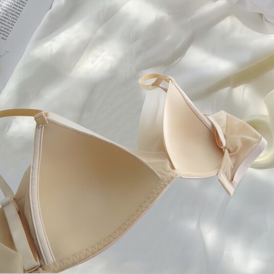 Anli Fang Soft Light Cup Thin Mesh Stitching Mulberry Silk Bra Small Chest Triangle Cup No Steel Ring Silk Underwear