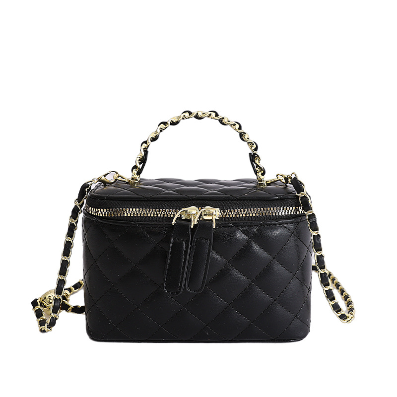 Bagos de mano de viento de fragancia para mujeres 2026 nueva moda cadena de diamante bolso de hombro ligero bolso de caja de nicho image 13