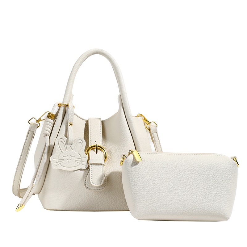 Bolsas de mujer tendencia de hombro solo para trabajar bolsas coreanas de cubo sensación de bolsas de viaje de moda nueva bolsa interior para mujeres