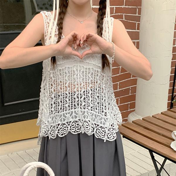 Knitted vest