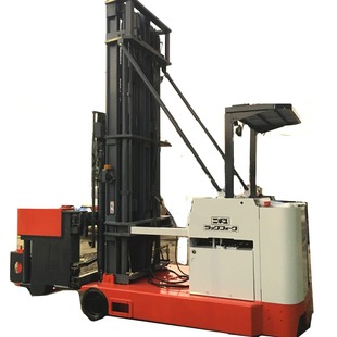 The Forklift for Narrow Channel, the Shelf Channel Is Only 1.8m What Are Easy to Use - Three-Way Stacker
