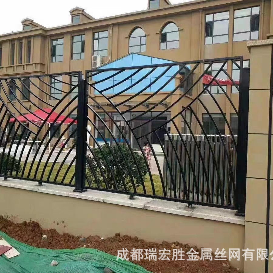 成都艺术围墙护栏  铁艺栅栏 学校围墙护栏 工厂围墙栏杆 栏杆