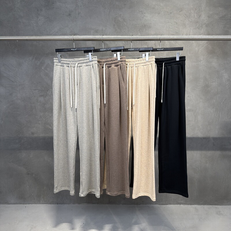 European and American high street men's clothing, understated luxury, old money style, textured straight-leg trousers, sweatpants European and American high street men's clothing, understated luxury, old money style, textured straight-leg trousers, sweatpants
