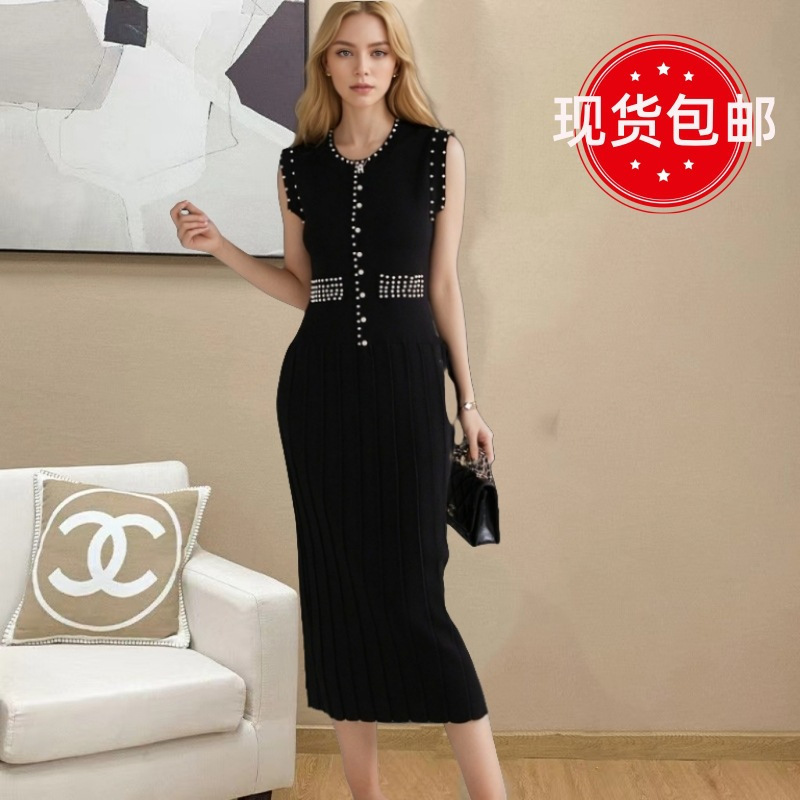 2025 Export Elegant Round Neck Sleeveless Vest Dress Summer New Pleated Mid-Length Skirt Heavy Beaded Knitted Dress