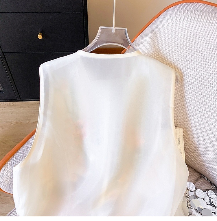 e8489905-286a-4790-bbe6-40b0a7877bcf.jpe