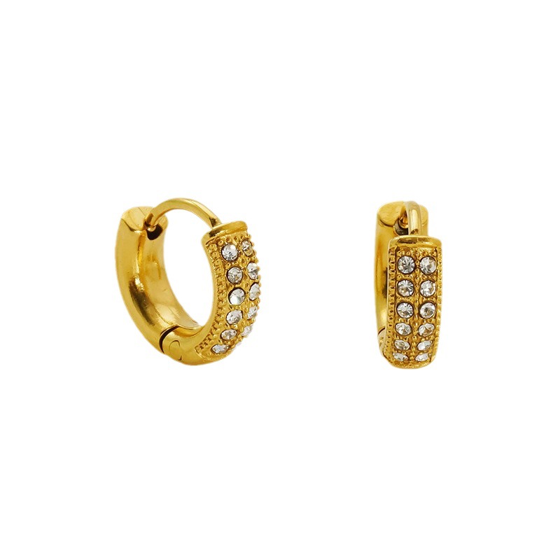 Anillo de pigmento dorado transfronterizo con pendientes de diamantes para mujer Pendientes de acero inoxidable de alta calidad de otoño e invierno Estilo europeo y americano Pendientes de alta gama para mujer