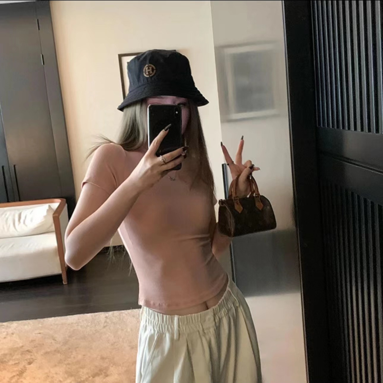 Limeizi cartoon body white shoulder T-shirt women's sports summer slim fit sexy slimming solid color round neck top