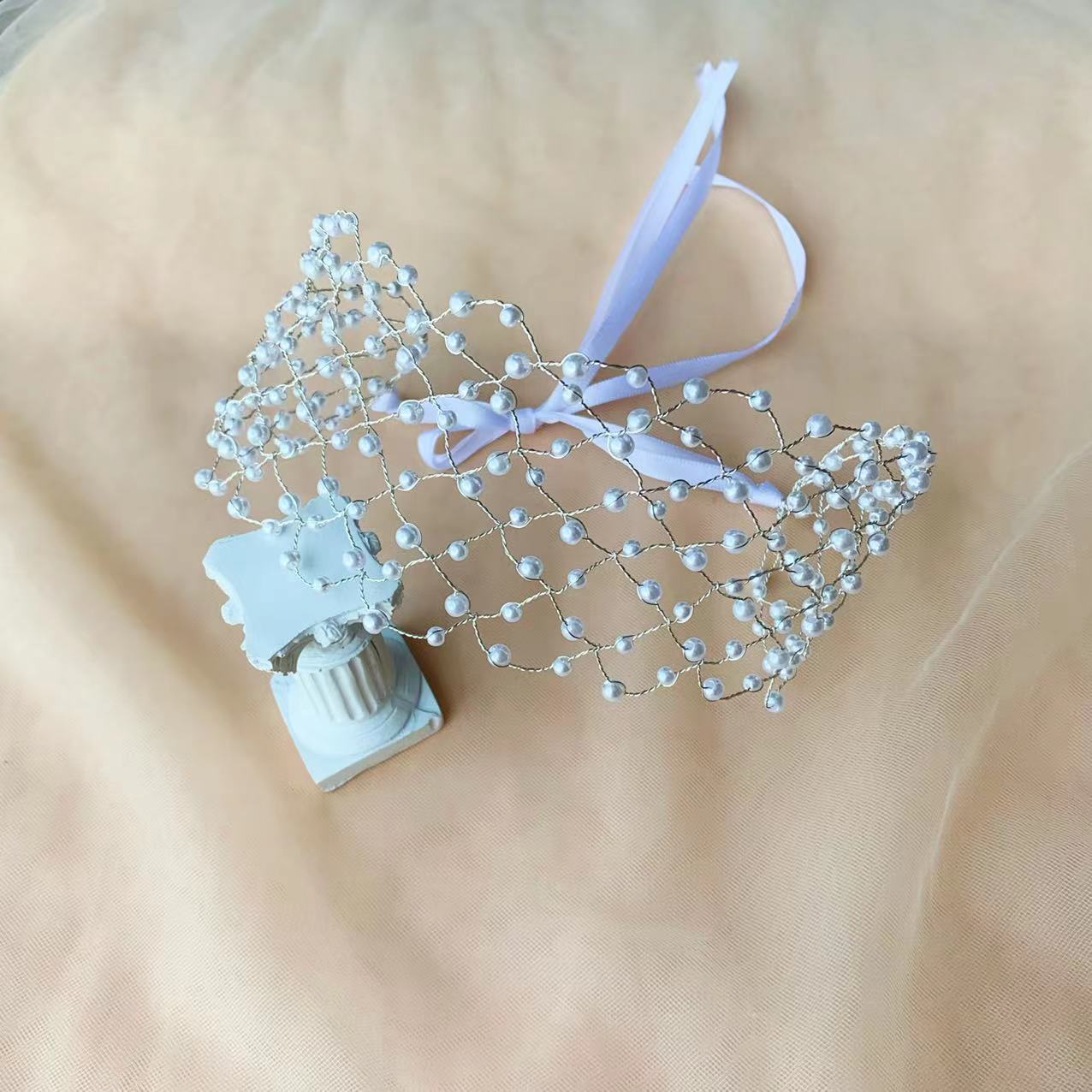 Fashion Solid Color Iron Pearl Hair Band