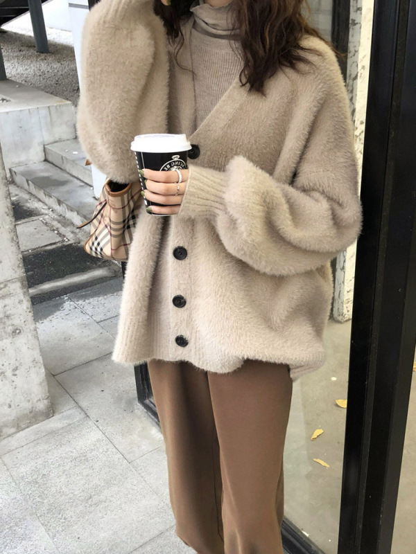 跨境热销高克重貂绒感针织开衫女2025秋冬厚款宽松灯笼袖毛衣外套|undefined