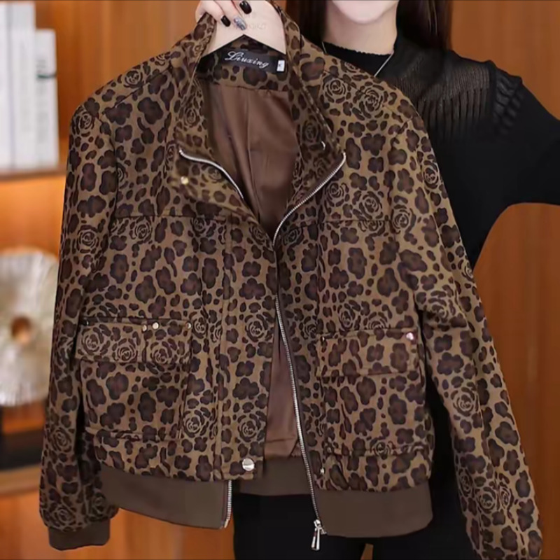 Fashion Leopard Print Short Jacket for Women 2025 Autumn New Stylish Slim Casual Loose Petite Jacket Top Trendy Fashion Leopard Print Short Jacket for Women 2025 Autumn New Stylish Slim Casual Loose Petite Jacket Top Trendy