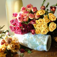 昆明の単一のバラの大きい花の頭の乾いた花の花束の自然な真の花のメーカーの卸売り、客間の家庭の装飾