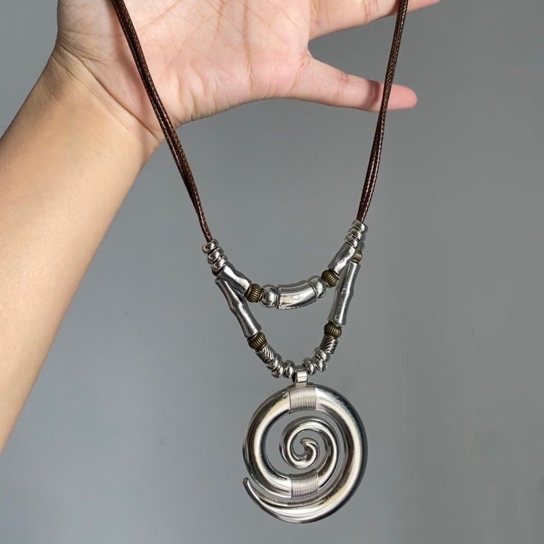 Long Bohemian Women's Necklace Turbulence Totem Layered Geometric Pattern Alloy Boho Beach Style Lockbone Chain Jewelry display picture 4