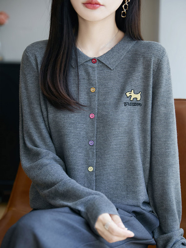 【厂家直供】翻领彩扣开衫毛衣外套女秋季新款宽松刺绣减龄针织衫|undefined