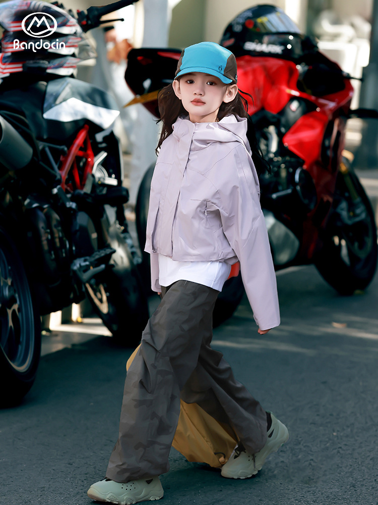 Spring children's jacket for leisure