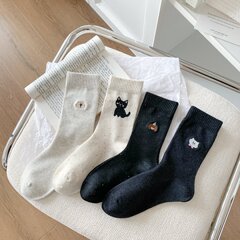 2025年夏新作レディースソックス　通気性抜群　韓国風　ins風　シンプル　ドット柄　刺繍入り　犬柄　薄手　ミドル丈　レディースソックス