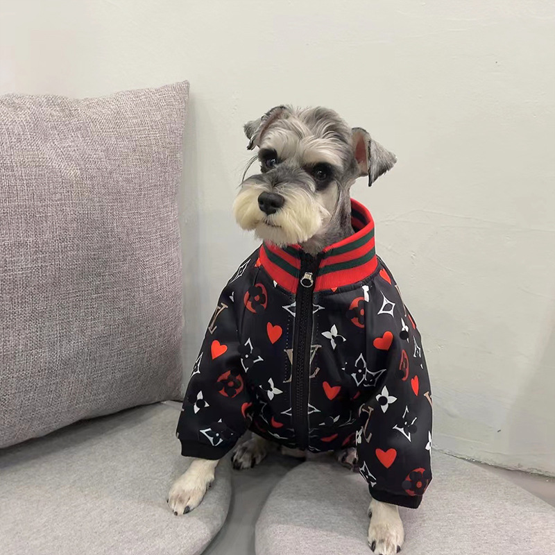 Cross-border foreign trade pet dog clothes small and medium-sized dog Schnauzer Teddy clothes autumn and winter sweatshirt star square flower