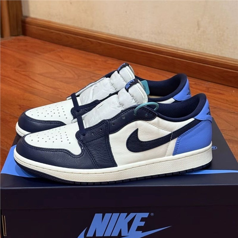 純粋なオリジナル AJ1 白黒青つま先ロートップトレンディなバスケットボールシューズキャンパス男性と女性の多用途カジュアルスポーツスケートボードシューズ|undefined
